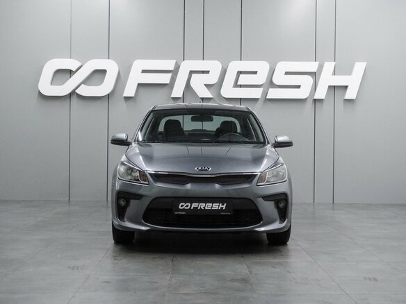 2019 Kia Rio IV, серый - вид 2