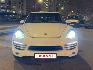 2011 Porsche Cayenne II (958), белый, 2490000 рублей, вид 2