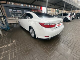 2014 Lexus ES 350 VI, белый, 1650000 рублей, вид 2