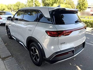 2025 BYD Yuan Up 45.12 kWh, белый, 1580000 рублей, вид 4