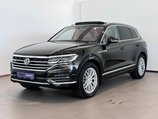 2020 Volkswagen Touareg III, коричневый, 5145000 рублей, вид 1