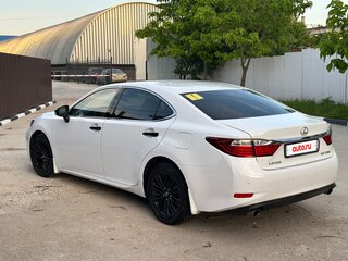 2015 Lexus ES 250 VI, белый, 2350000 рублей, вид 5