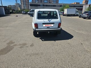 2013 Lada (ВАЗ) 2121 (4x4) I Рестайлинг, белый, 950000 рублей, вид 3