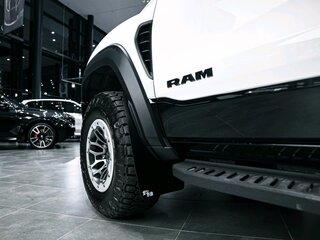 2021 Ram 1500 Crew Cab TRX V, белый, 11300000 рублей, вид 4