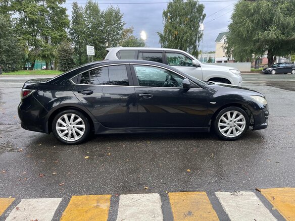 2010 Mazda 6 II (GH) Рестайлинг, чёрный, 750000 рублей - вид 3