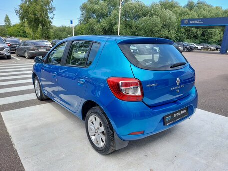 2018 Renault Sandero II Рестайлинг, синий, 1170000 рублей, вид 5
