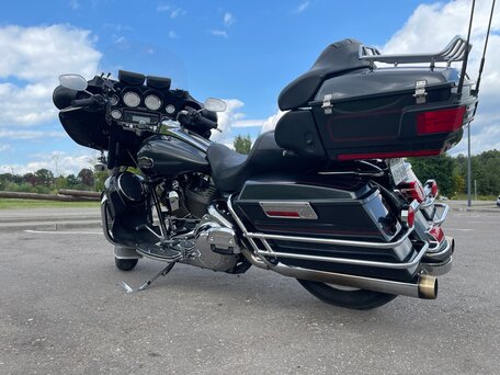 2008 Harley-Davidson Electra Glide, серый, 795000 рублей, вид 3