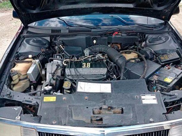 1990 Lincoln Continental VIII, чёрный, 300000 рублей - вид 5