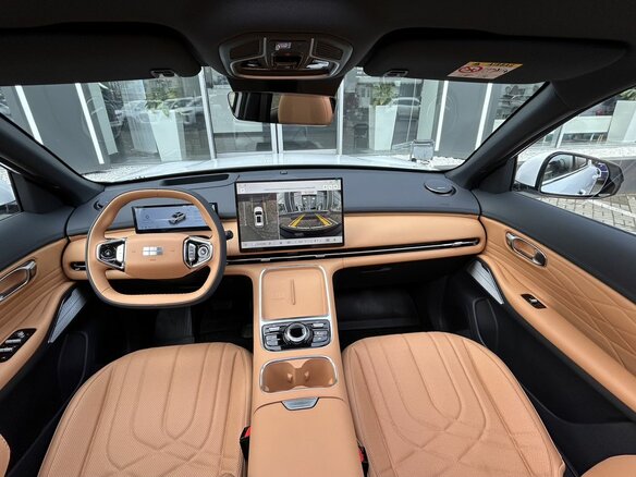 2026 Geely EX5 Гибрид EM-i, белый, 3974990 рублей - вид 16