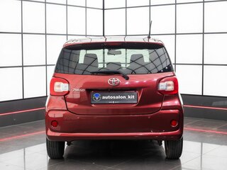 2017 Toyota Passo III, красный, 839000 рублей, вид 3