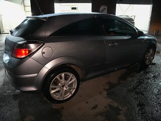 2007 Opel Astra GTC H Рестайлинг, серебристый, 400000 рублей, вид 4