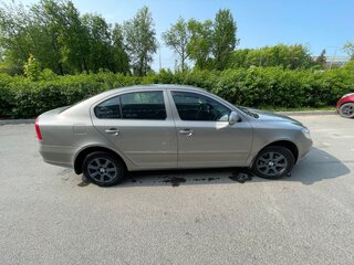 2010 Skoda Octavia II (A5) Рестайлинг, серый, 500000 рублей, вид 2