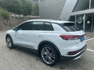2026 Audi Q4 e-tron I Рестайлинг, белый, 6877700 рублей, вид 2