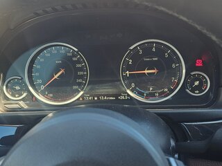 2016 BMW 5 серии Long 520Li VI (F10/F11/F07) Рестайлинг, чёрный, 2000000 рублей, вид 5
