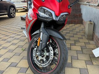 Voge 300RR
