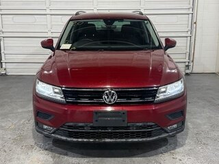 2019 Volkswagen Tiguan II, пурпурный, 1453008 рублей, вид 2