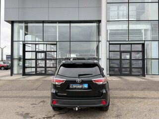2014 Toyota Highlander III (XU50), чёрный, 1600000 рублей, вид 5