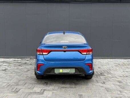 2017 Kia Rio IV, синий, 1290000 рублей, вид 4