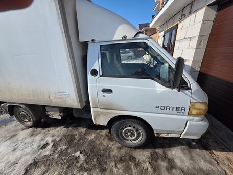 2011 Hyundai Porter, белый, 750000 рублей, вид 3