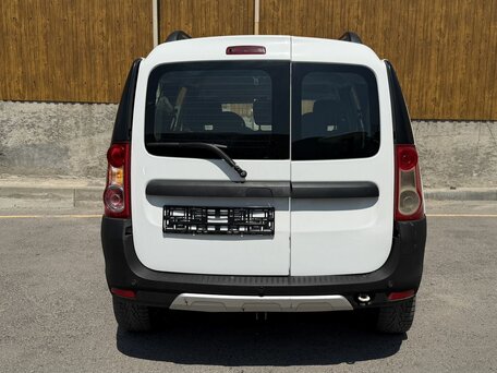 2019 Lada (ВАЗ) Largus Cross I, белый, 700000 рублей, вид 5