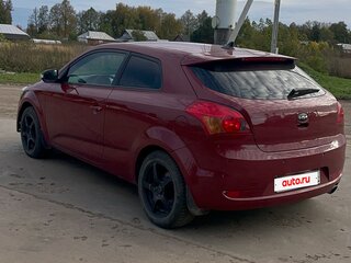 2011 Kia Ceed I Рестайлинг, красный, 550000 рублей, вид 5