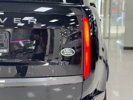 2022 Land Rover Range Rover P400 MHEV V, чёрный, 15999000 рублей, вид 5