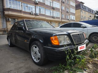 1992 Mercedes-Benz W124 200, чёрный, 150000 рублей, вид 2