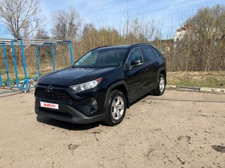 2021 Toyota RAV4 V (XA50), чёрный, 3500000 рублей, вид 1