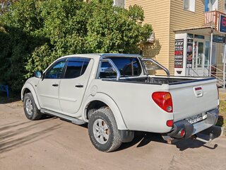 2014 Mitsubishi L200 IV Рестайлинг, белый, 1440000 рублей, вид 2