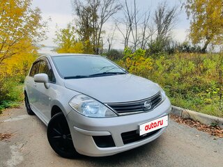 2013 Nissan Tiida I Рестайлинг, серый, 690000 рублей, вид 2