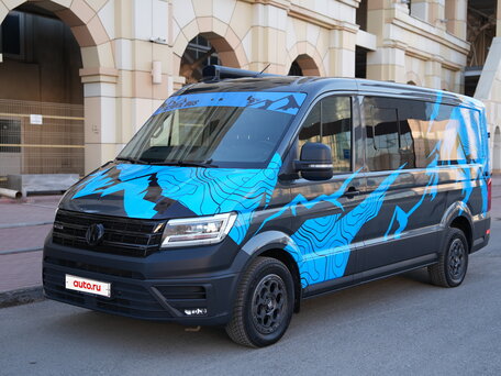 2023 Volkswagen Crafter, серый, 12750000 рублей, вид 4