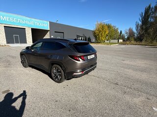 2022 Hyundai Tucson IV, коричневый, 3000000 рублей, вид 3