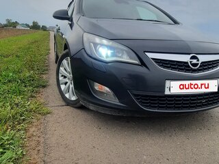2011 Opel Astra J, чёрный, 635000 рублей, вид 2