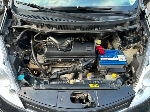 2011 Nissan Note I Рестайлинг, чёрный, 640000 рублей - вид 16