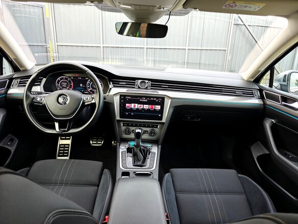 2018 Volkswagen Passat Alltrack DSG7 B8, серый, 2490000 рублей - вид 11