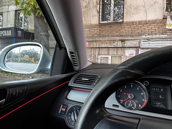 2010 Volkswagen Passat B6, серебристый, 685000 рублей - вид 7