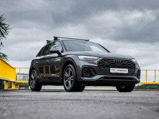 2021 Audi Q5 45 TFSI II (FY) Рестайлинг, серый, 5699000 рублей, вид 3