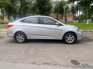 2012 Hyundai Solaris I, серебристый, 630000 рублей, вид 5