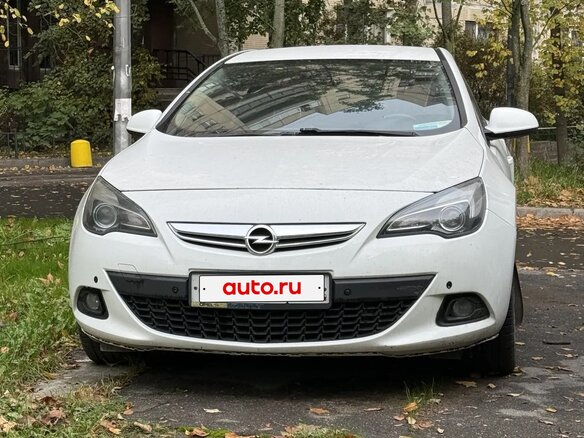 2012 Opel Astra GTC J Рестайлинг, белый, 870000 рублей