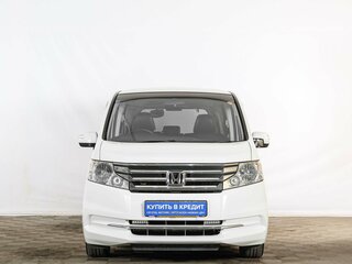 2012 Honda Stepwgn IV Рестайлинг, белый, 1649000 рублей, вид 2
