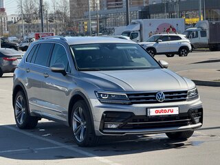 2019 Volkswagen Tiguan II, серебристый, 3650000 рублей, вид 4