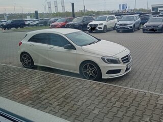 2015 Mercedes-Benz A-Класс 180 III (W176), белый, 1480000 рублей, вид 1