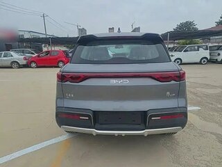 2026 BYD Yuan Up 32 kWh, чёрный, 1800000 рублей, вид 5