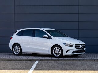 2019 Mercedes-Benz B-Класс 180 III (W247), белый, 1995000 рублей, вид 3