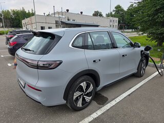 2025 Geely Galaxy E5 60.22 kWh, серый, 3550000 рублей, вид 4