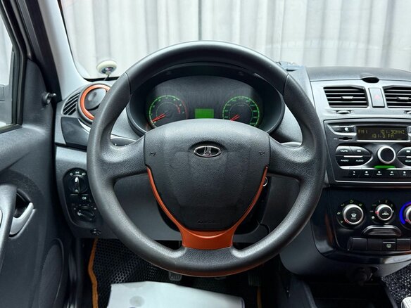 2015 Lada (ВАЗ) Kalina II, серебристый, 499000 рублей - вид 17