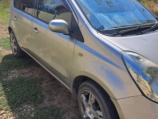 2005 Nissan Note I, серебристый, 530000 рублей, вид 3