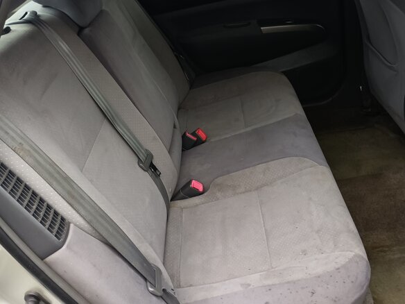 2005 Toyota Prius II (XW20), серебристый, 350000 рублей - вид 8
