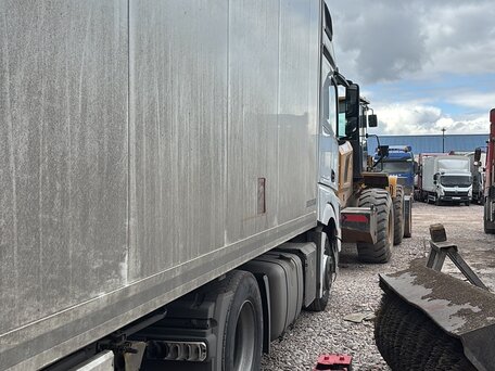 2022 Mercedes-Benz Actros, белый, 6550000 рублей, вид 4