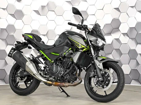 2023 Kawasaki Z 400, чёрный, 599000 рублей, вид 1